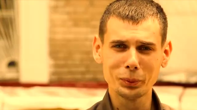 Максим апрель биография личная жизнь жена фото