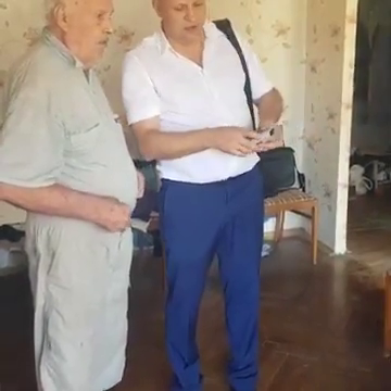 Депутаты подарили мясорубки