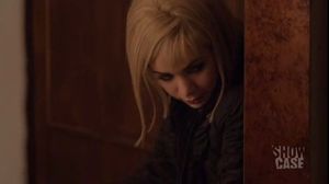  / Lost Girl.s1e01 -  ,   /  It's a Fae, Fae, Fae, Fae World