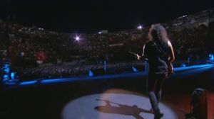 Metallica - Intro Nothing Else Matters (Live Nimes 2009)